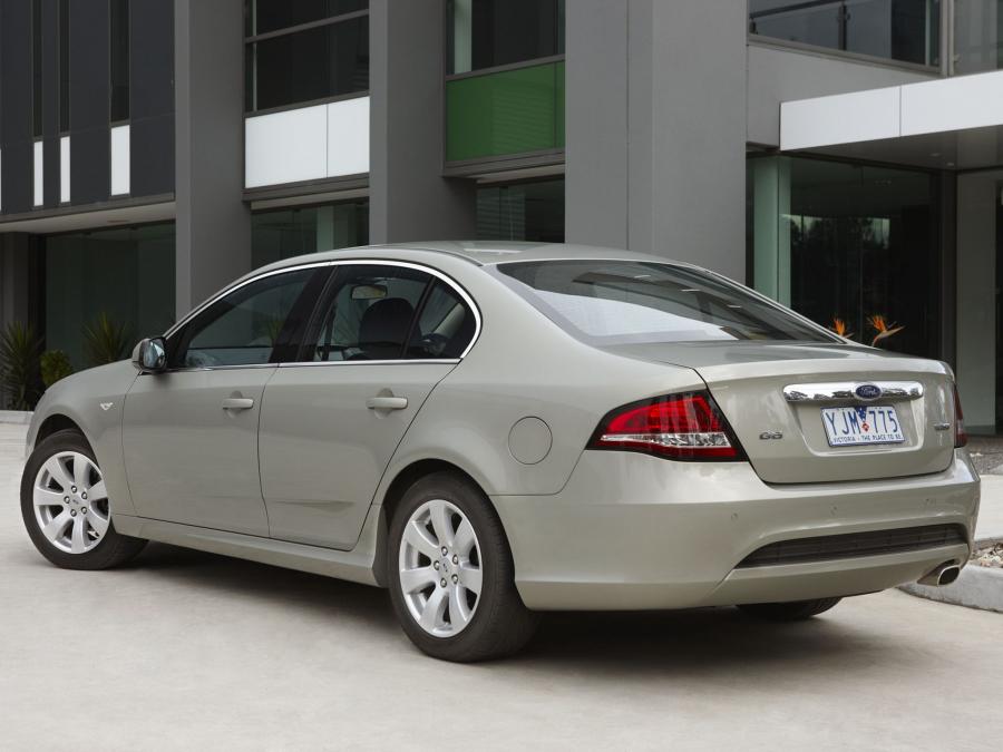  Ford Falcon G6 EcoLPI 2011 года  (фото 2 из 8)